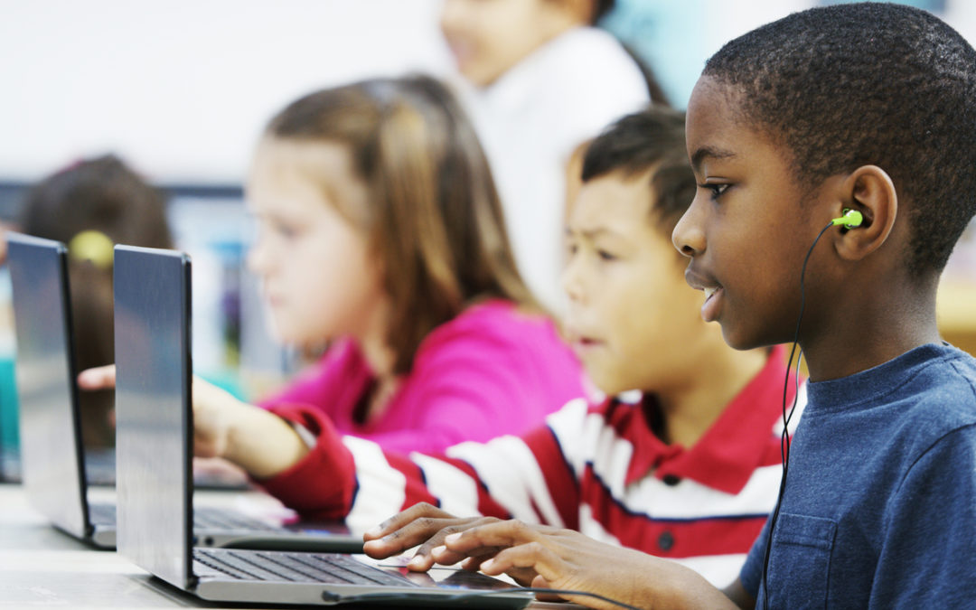 Benefits of Virtual Robotics in Schools