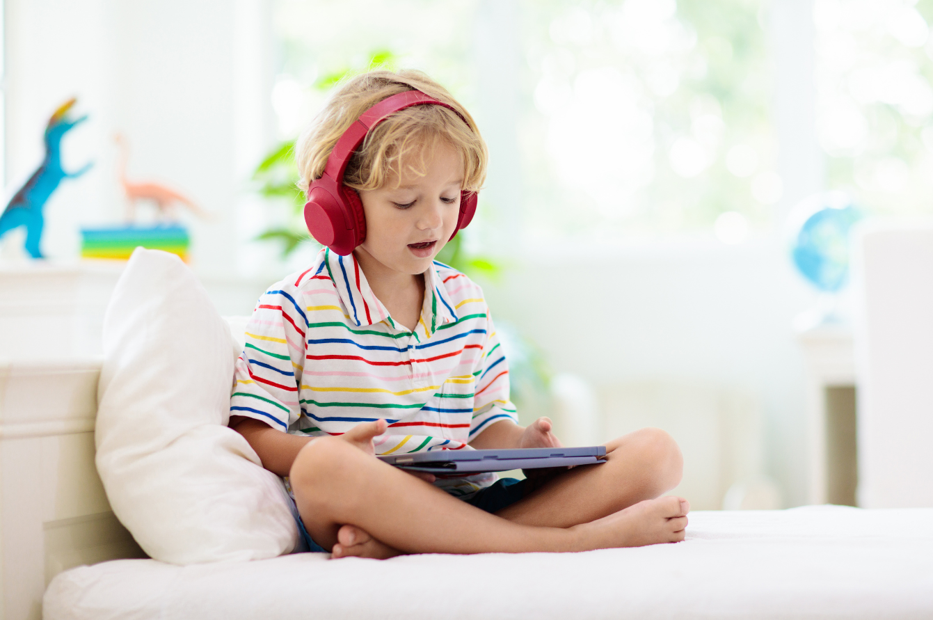 Tips for Parents to Keep Kids Safe Online Learning